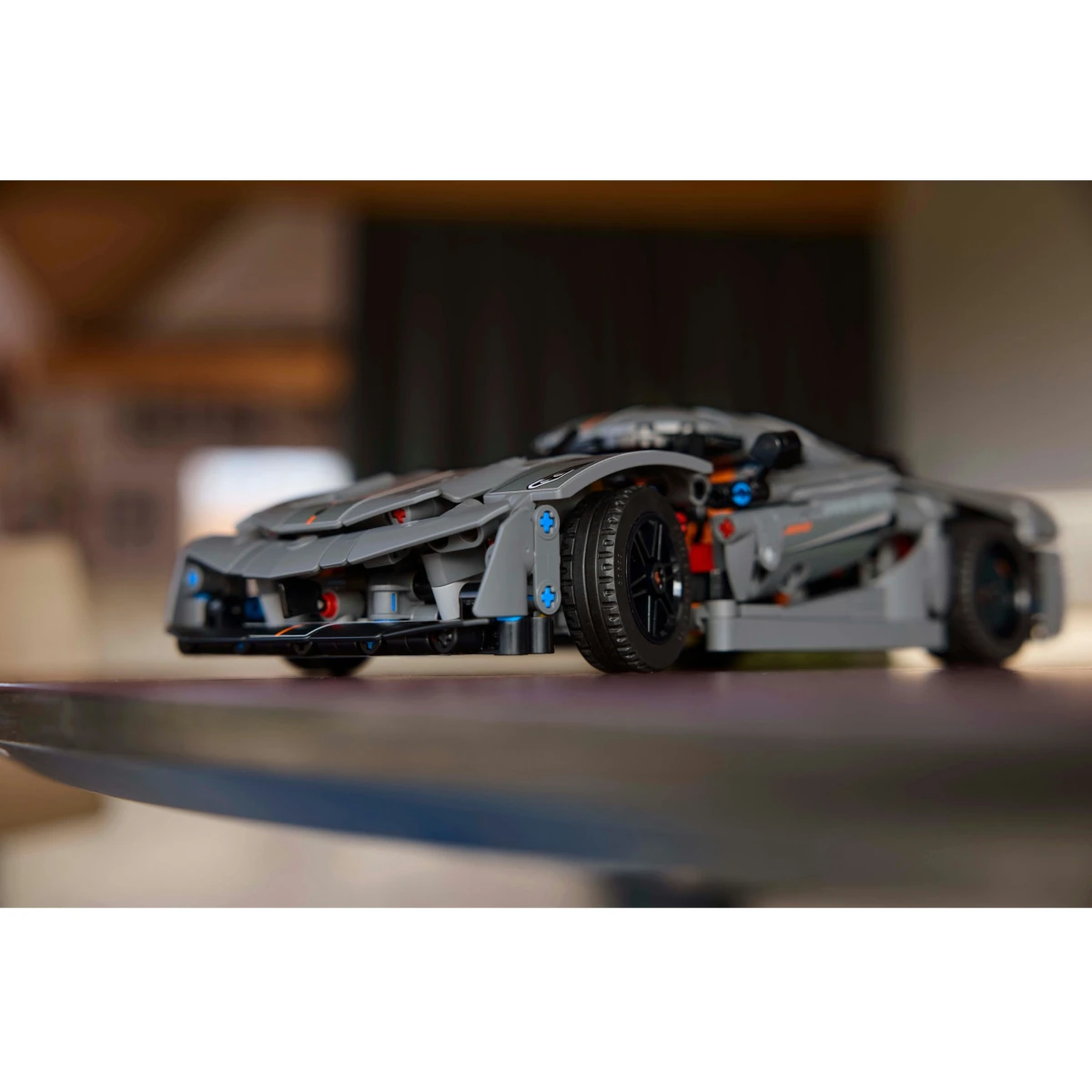 LEGO® Technic Koenigsegg Jesko Absolut Supersportwagen in Grau 42173 LEGO® Technic Koenigsegg Jesko Absolut Supersportwagen in Grau 42173