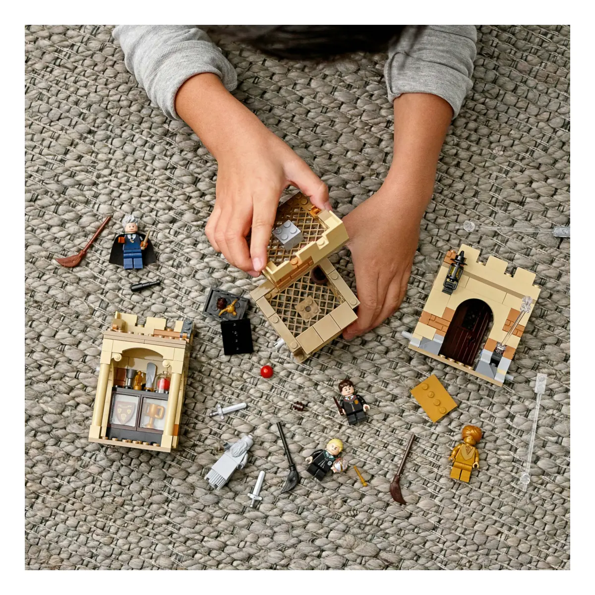 LEGO® Harry Potter - Hogwarts Erste Flugstunde