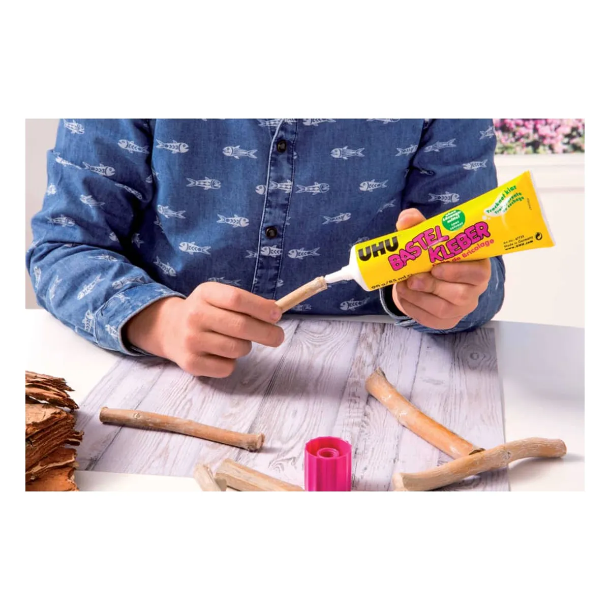 UHU Bastelkleber - 90 g Standtube, ohne Lösungsmittel