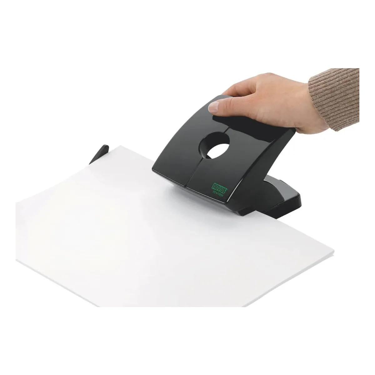 Novus Locher B230 re+new - 30 Blatt, 4-fach Lochung möglich, Anschlagschiene, schwarz