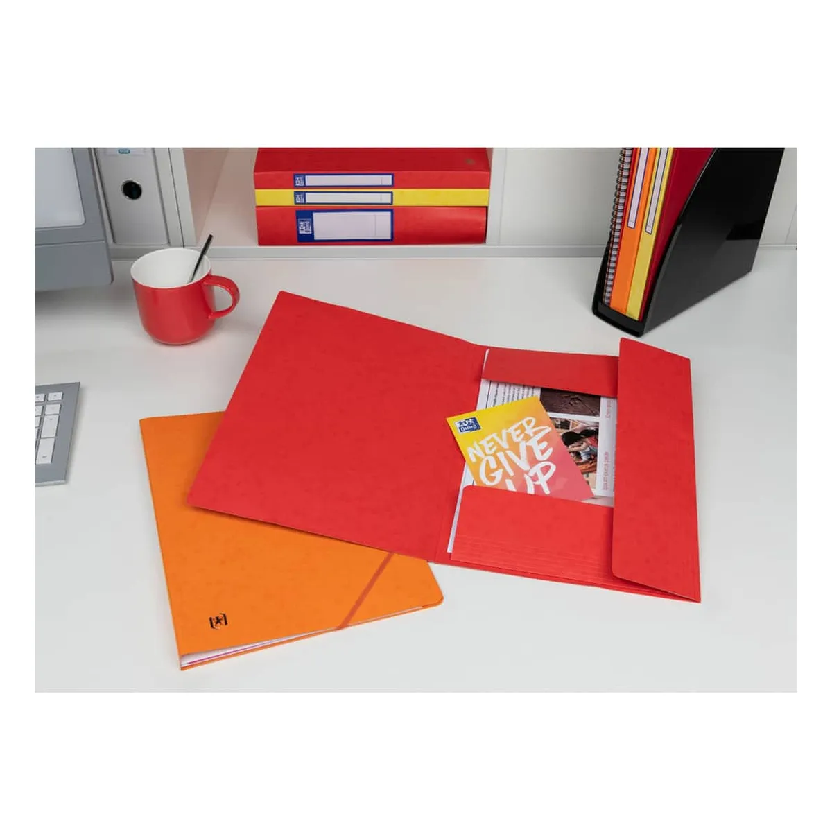 OXFORD Eckspannmappe TOP FILE+ - A4, 390 g/qm, Karton, Gummizug, rot